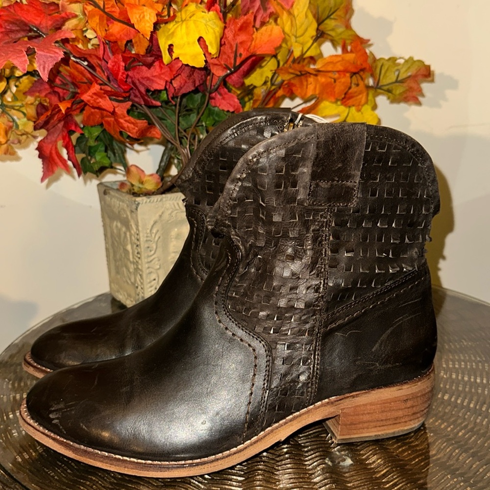 NWOT TAOS Holy Cow Bootie